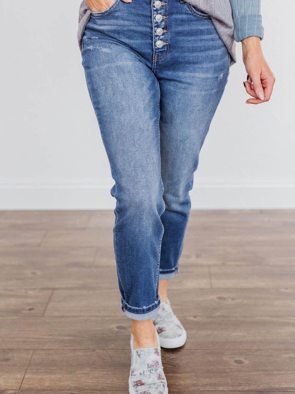 Veveret Stretch Mom Jeans - Sierra Wash